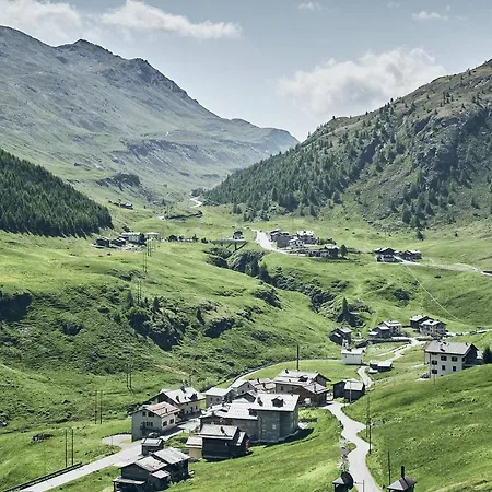 2000 Otel Livigno